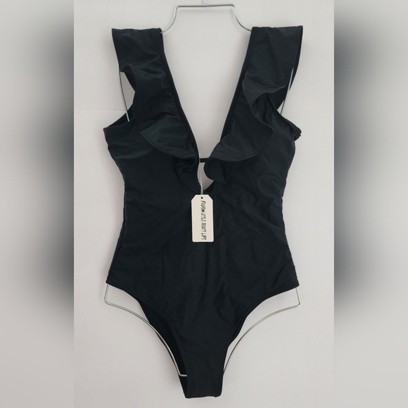 M Nwt Medium Black Ruffled One-piece Swimsuit - Picture 7 of 9